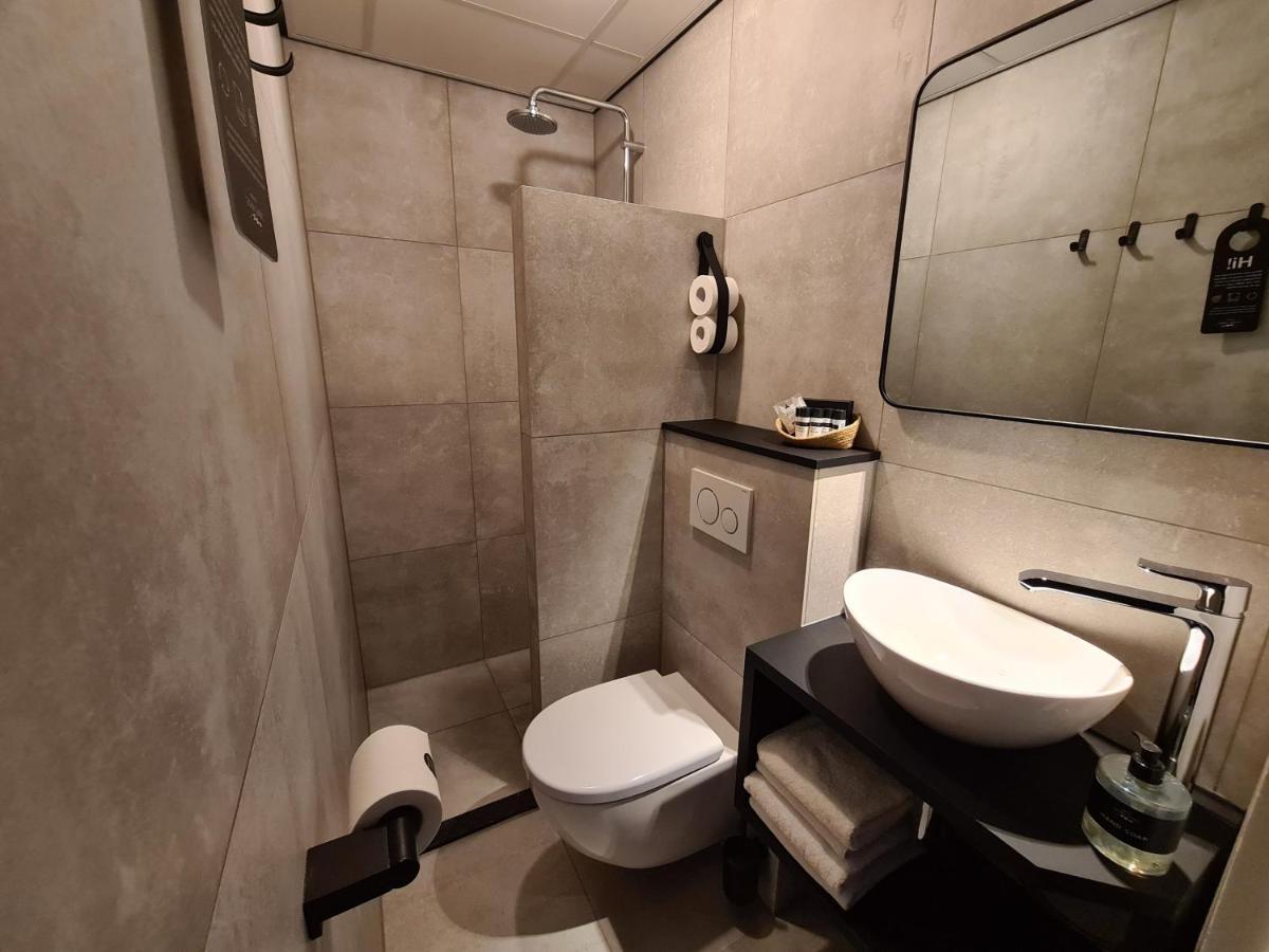 Aan Zee Hotel 3*